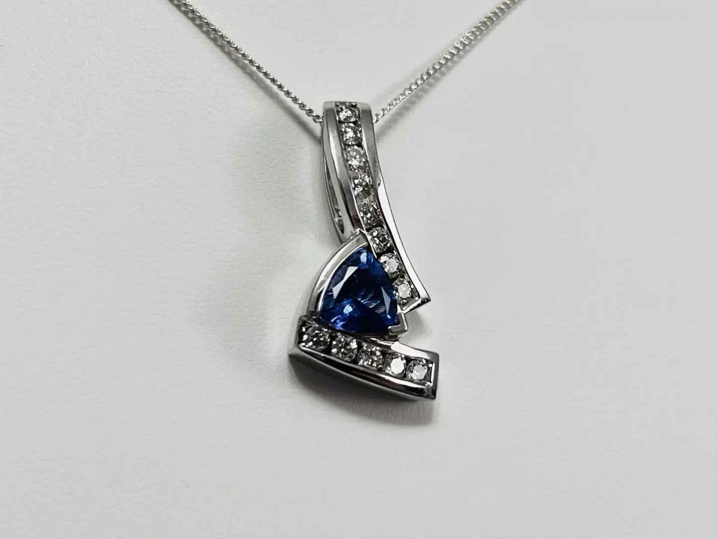 Sterling Silver Tanzanite & Diamond Pendant W/ Chain 16 Inches